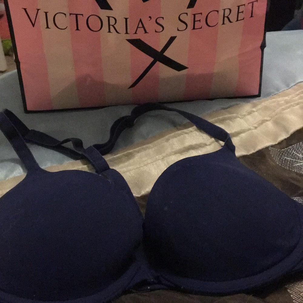 Victoria’s Secret PINK Navy Blue 32C Bra
